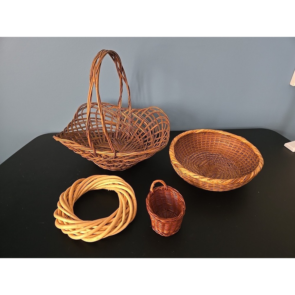 Wicker Basket Decor - Set Of 4 Eclectic Boho Farmhouse 3Woven Baskets 1 Wreath